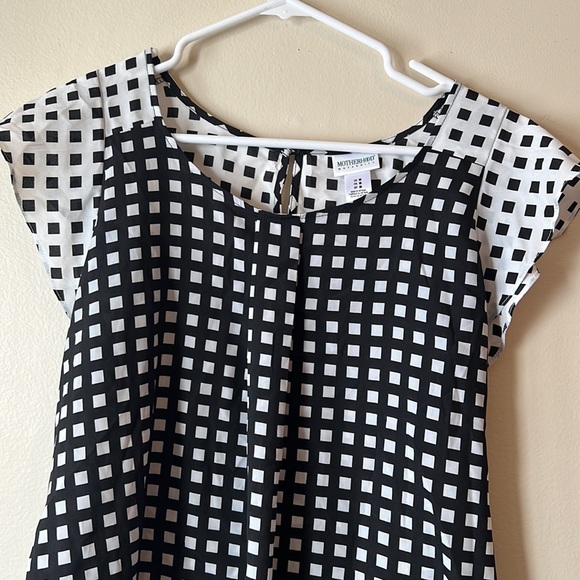 Motherhood Maternity Polyester Top - Picture 2 of 4